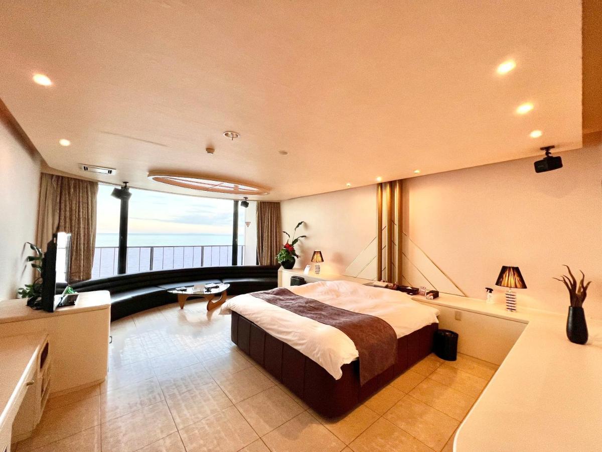 Sky Bali Style Beppu, Resort Love Hotel Exterior foto